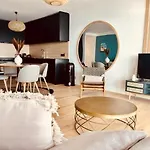 Les Baux 3 * Санари-сюр-Мер