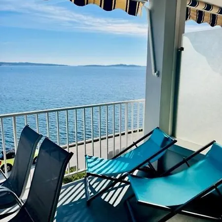 Apartment Les Baux 3 Sanary-sur-Mer