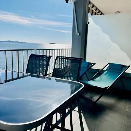 Les Baux 3 Apartamento Sanary-sur-Mer
